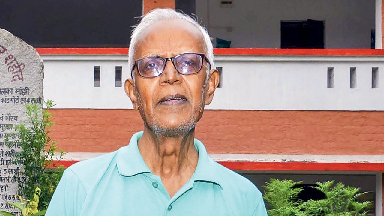 Death of Father Stan Swamy
Arrested in the Bhima-Koregaon case in early 2020, Jesuit priest and well-known tribal rights activist Father Stan Swamy died on July 5 2021 at Bandra’s Holy Family Hospital. Despite critical health conditions, he had to fight his case for using basic things like a straw and sipper for consuming food. His bail pleas on age and health grounds were repeatedly denied by the Bombay High Court. A number of human rights organisations termed Swamy’s death as an “institutional murder”. Law experts stressed on the compelling grounds for medical bail at a time when no strong evidence was produced against him in the case, thus, affecting the individual’s right to life and personal liberty under Article 21 of the Constitution.
Read More: Death by state: Father Stan Swamy fought for decades to uphold rights of tribal people in Jharkhand